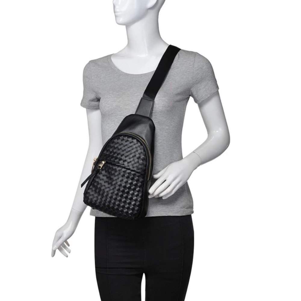 Tan Woven Crossbody Bag NWT
URBAN EXPRESSION - Picture 2 of 8